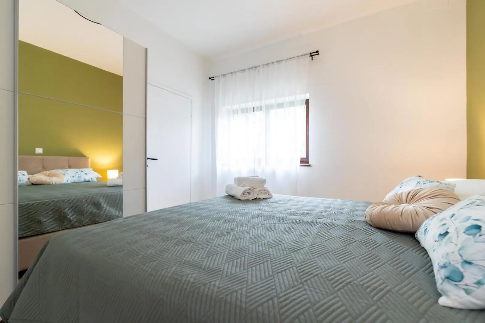 House Dinka With Pool Hotel Porat  Guest house Porat (Krk)