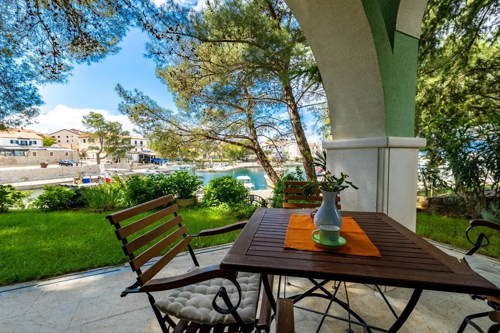 House Dinka With Pool Hotel Porat  Porat (Krk)