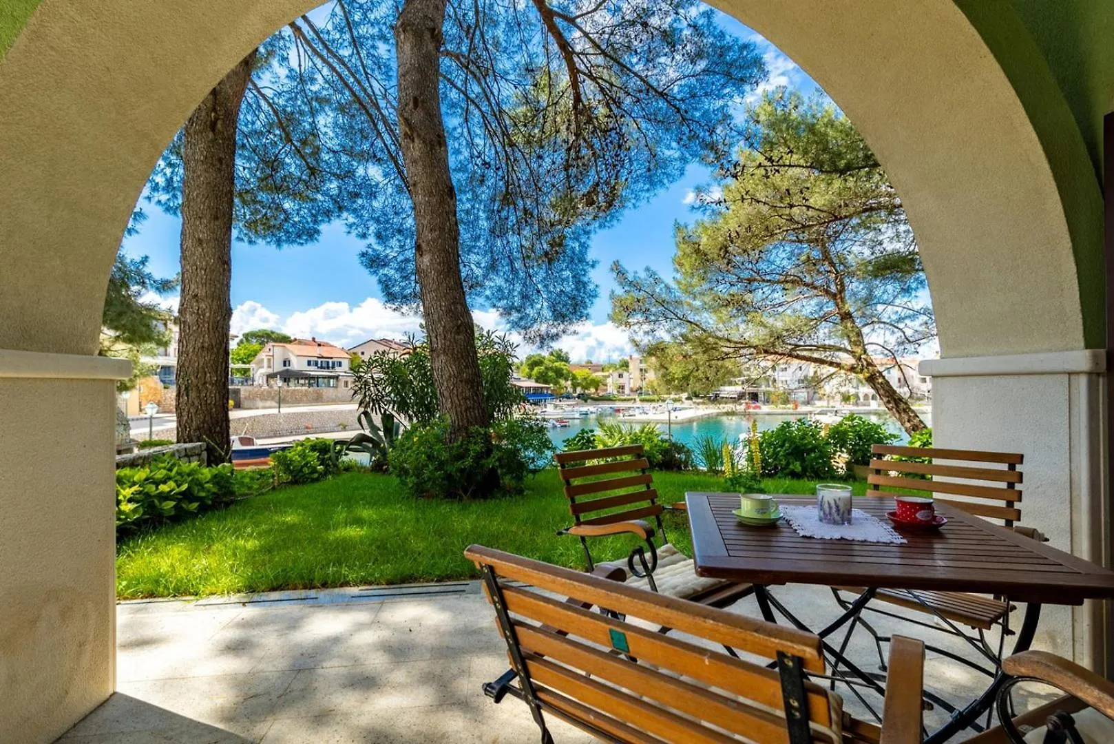 House Dinka With Pool Hotel Porat  Croatia