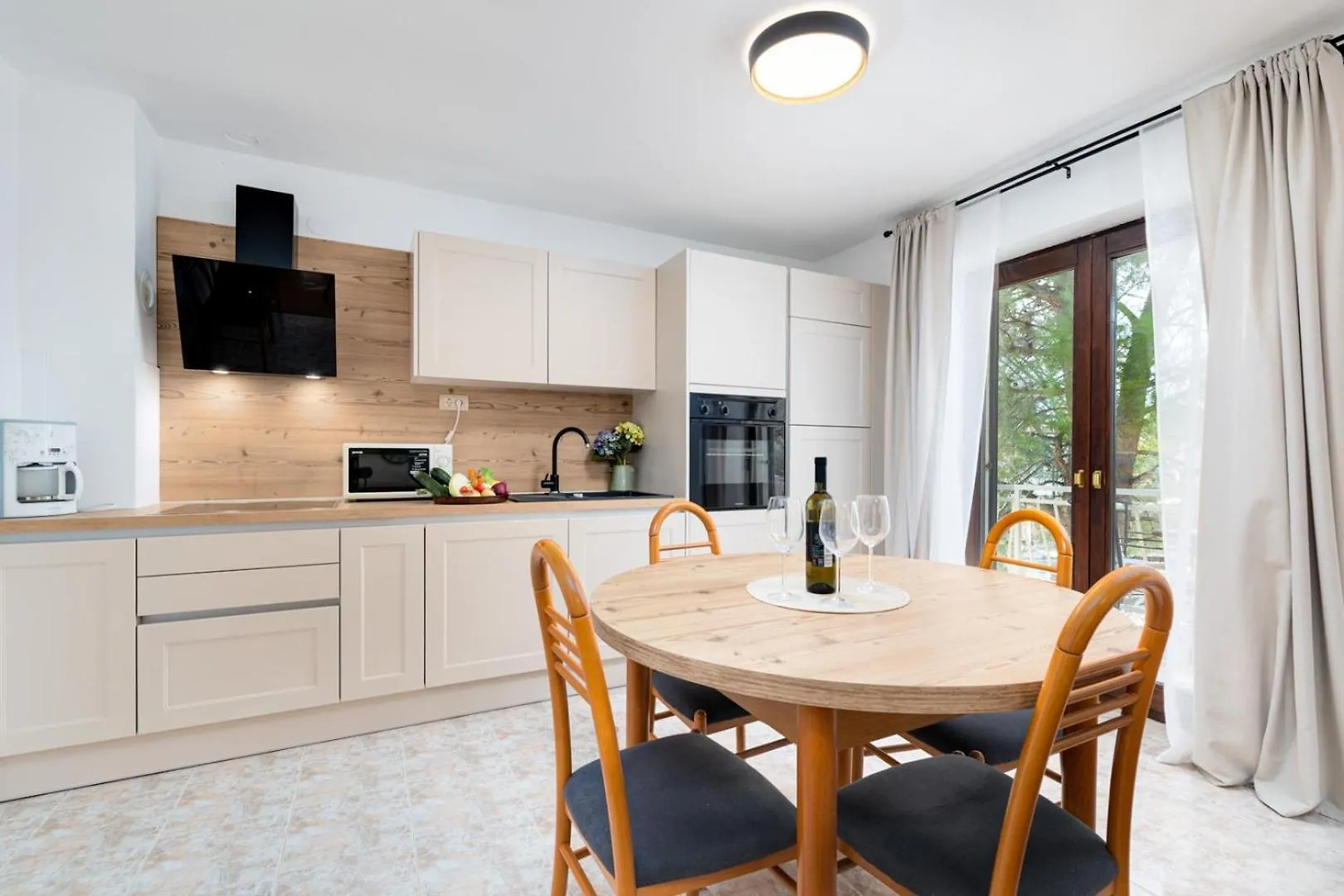 Guest house House Dinka With Pool Hotel Porat