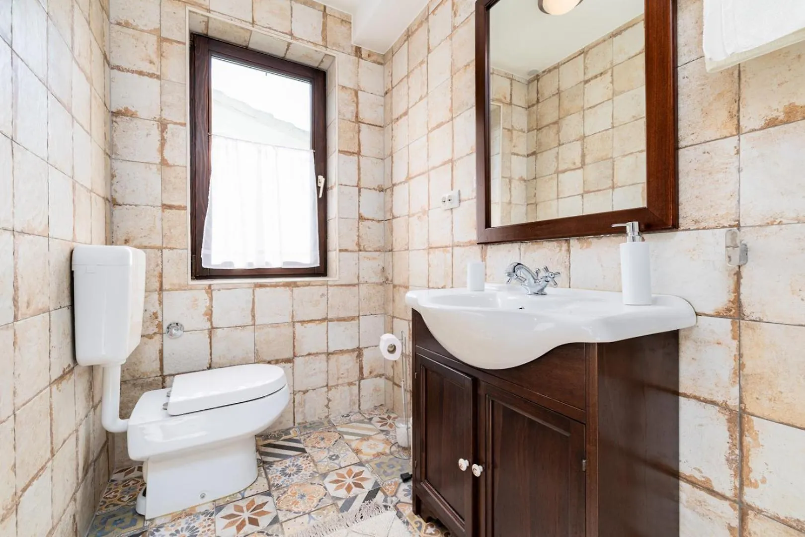 Guest house House Dinka With Pool Hotel Porat