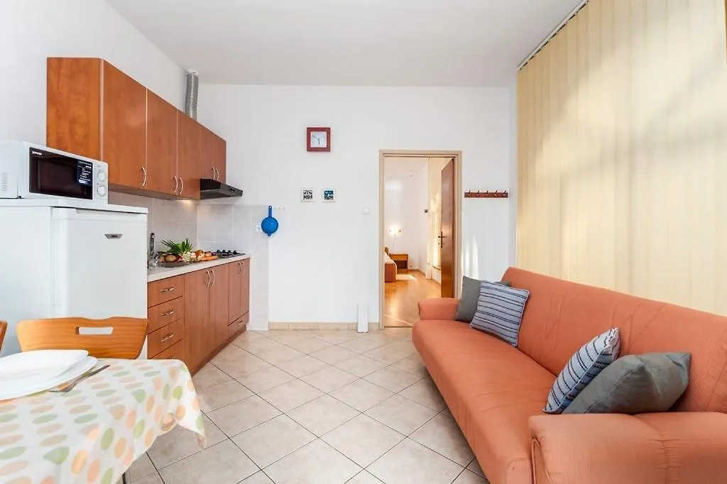 Affittacamere Hotel House Dinka With Pool Porat  Croazia