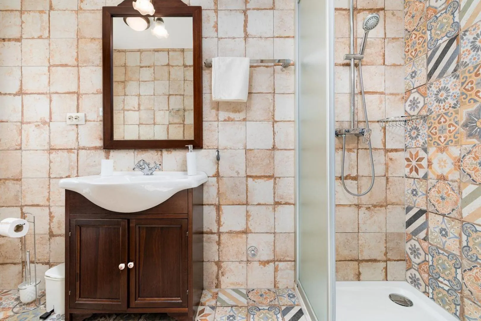 Hotel House Dinka With Pool Porat  0*, Porat (Krk) Croazia